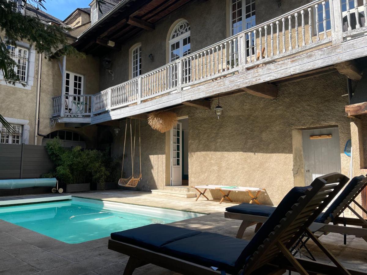 La Maison Aux Murs Anciens Et Ses Chambres Tarbes Bagian luar foto